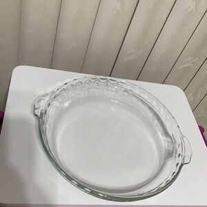 Pyrex Fluted Vintage Pie Plate 9.5  Inch USA 32 
No Range-top Broiler